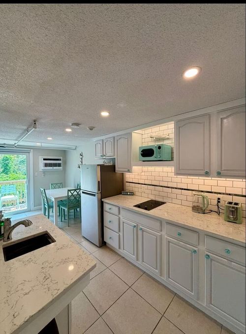 23-141 Main St, West Dennis, MA, 02670-2204 | Card Image