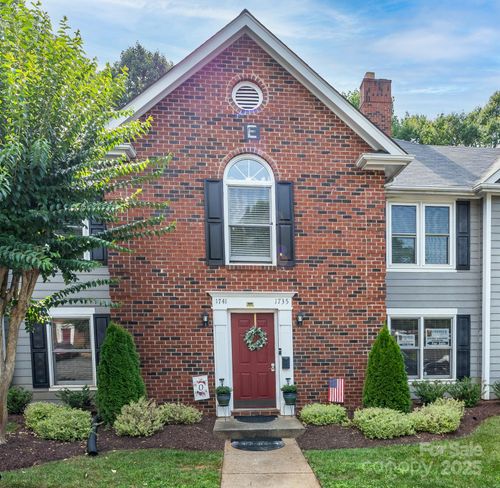 1735 Robinwood Rd, Gastonia, NC, 28054-1620 | Card Image