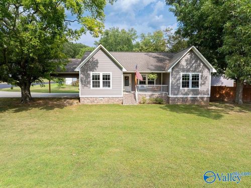 253 White St, Rainsville, AL, 35986-6110 | Card Image