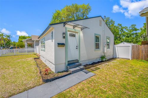 821 19th Ave S, ST PETERSBURG, FL, 33705-2784 | Card Image