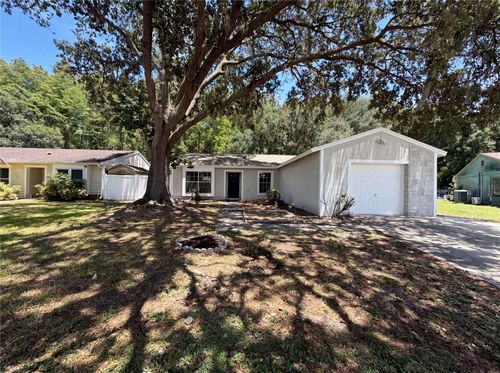 5720 Kneeland Ln, TAMPA, FL, 33625-3288 | Card Image