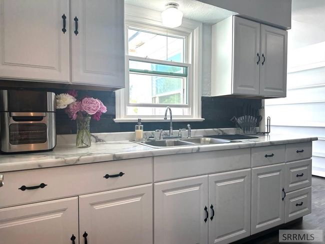 763 W Cedar St, House other with 4 bedrooms, 1 bathrooms and 1 parking in Pocatello ID | Image 8