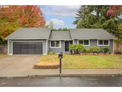 687 Se 35 Th Ave, House other with 3 bedrooms, 2 bathrooms and 2 parking in Hillsboro OR | Image 1