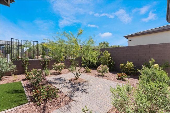 9609 Lapis Ln, House other with 3 bedrooms, 2 bathrooms and null parking in Las Vegas NV | Image 31