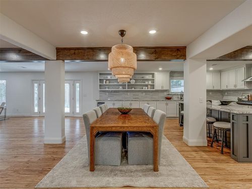 2636 Nw 58th St, Oklahoma City, OK, 73112-7153 | Card Image