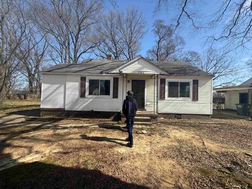 2982 Kingston St, Memphis, TN, 38127-7608 | Card Image