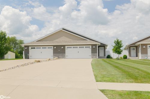 unit-2-707 Layne Dr, West Burlington, IA, 52655-1083 | Card Image