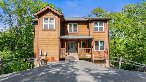 438 Alpine Mountain Way, Pigeon Forge, TN, 37863 | Card Image