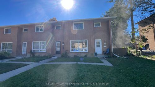 196 Owen St, Barrie, ON, L4M3J1 | Card Image