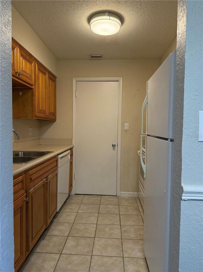 APT-302 - 13287 Arbor Pointe Cir, Condo with 2 bedrooms, 2 bathrooms and null parking in TAMPA FL | Image 8