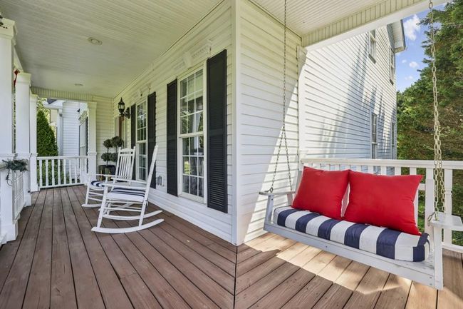 4505 Callie Downs Dr, House other with 5 bedrooms, 4 bathrooms and null parking in Gainesville GA | Image 5