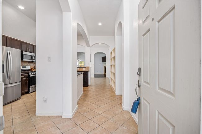 30611 Gardenia Trace Dr, House other with 4 bedrooms, 2 bathrooms and 2 parking in Spring TX | Image 4