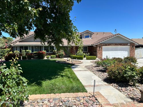 4761 W Avenue N, Quartz Hill, CA, 93536-2463 | Card Image