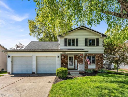 2665 Nottingham Dr, Parma, OH, 44134-5445 | Card Image