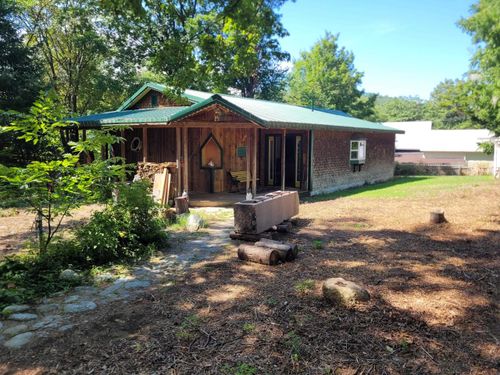 50 Cressey St, Henniker, NH, 03242-3208 | Card Image