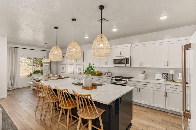 Kitchen Area | Image 34