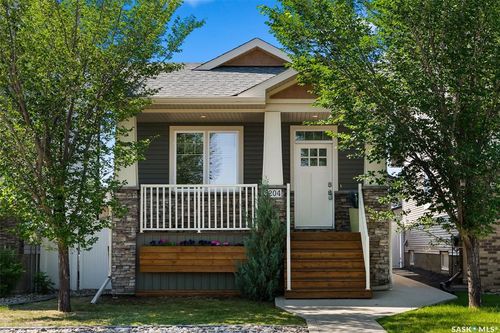 5204 Aerial Cres, Regina, SK, S4W0C8 | Card Image