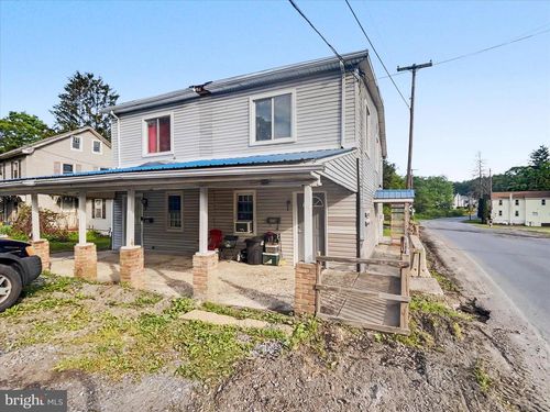 669 Main St, TREMONT, PA, 17981-1014 | Card Image