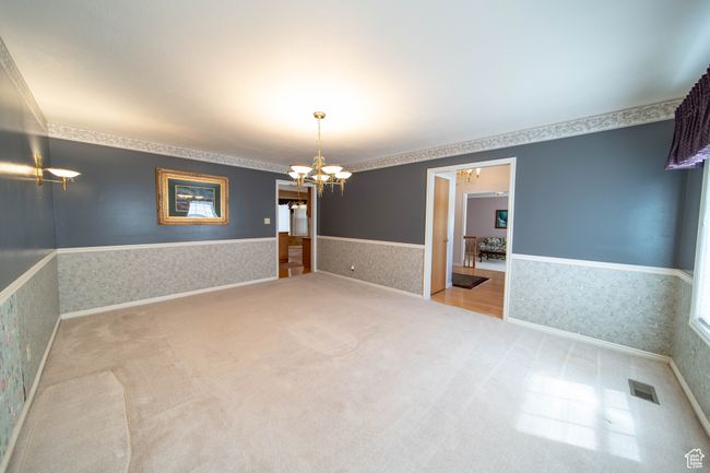 Formal Dining Room | Image 9