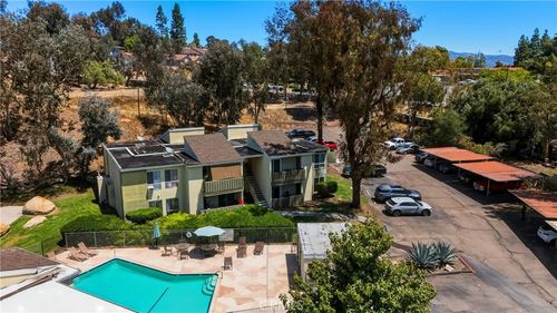 830 W Lincoln Avenue, Escondido, CA, 92026 | Card Image