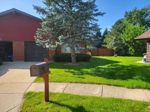 142 Virginia Ct, Streamwood, IL, 60107-2878 | Card Image