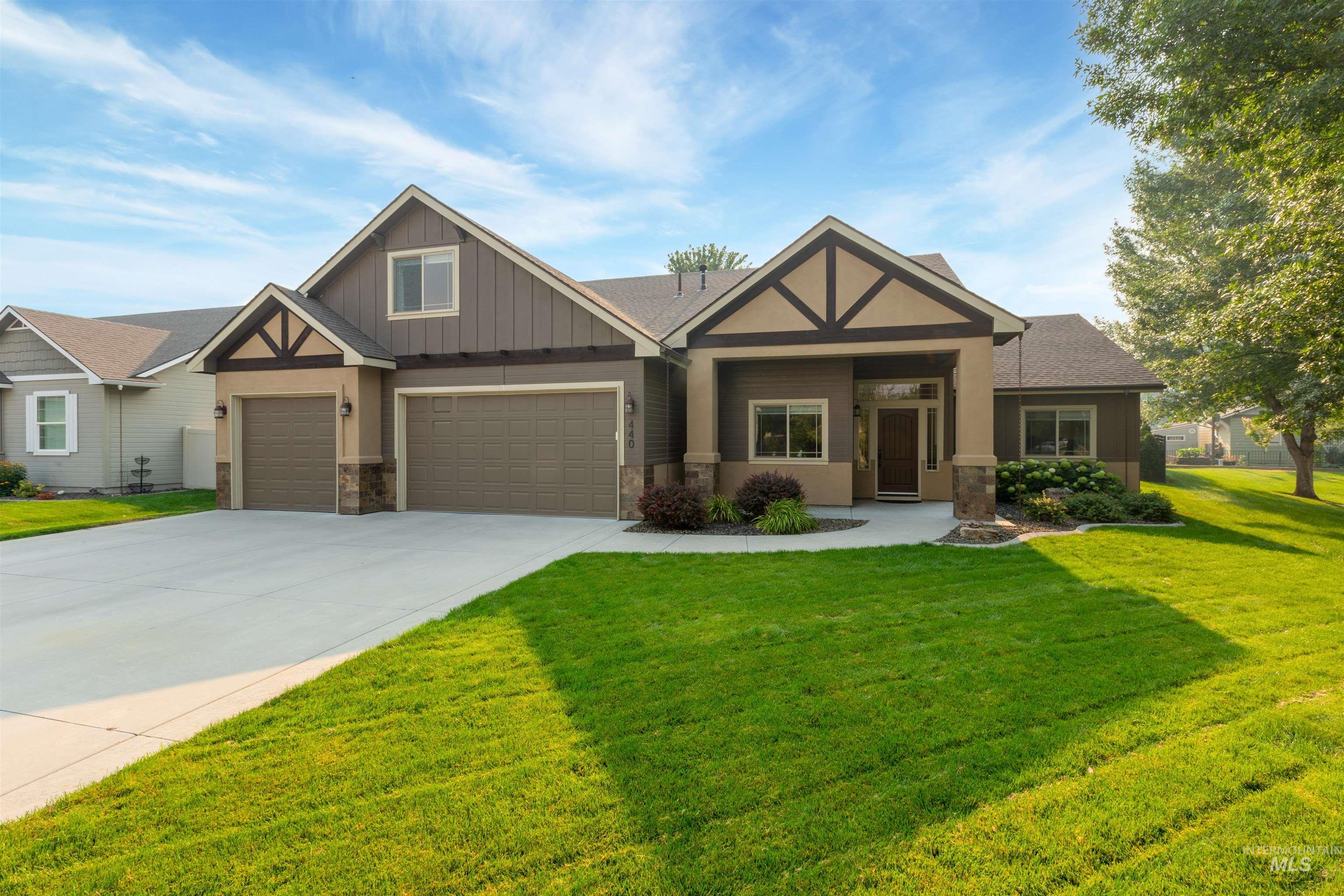 Burgundy Bay Way, Star, ID 83669