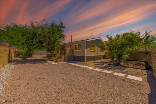 5822 E Carey Ave, Las Vegas, NV, 89156-5755 | Card Image
