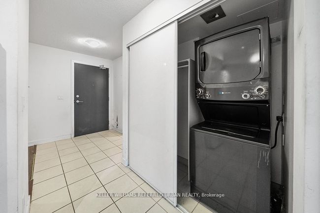 315 - 8 Trent Ave, Condo with 2 bedrooms, 1 bathrooms and null parking in Toronto ON | Image 8