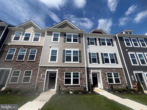 1560 Bentstalk Dr, Frederick, MD, 21703-1476 | Card Image