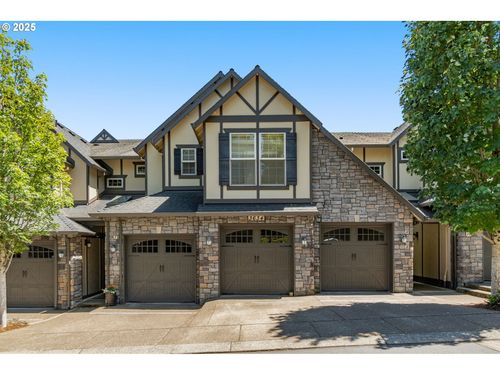 9-3634 Sw Baird St, Portland, OR, 97219-6052 | Card Image