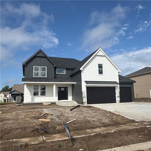 2340 Foxtail Dr, Kearney, MO, 64060-8396 | Card Image