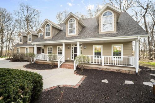 1622 Moonlit Drive, RICHFIELD, WI, 53076 | Card Image