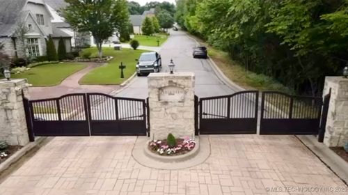 12207 S 12th Ct, Jenks, OK, 74037-4932 | Card Image