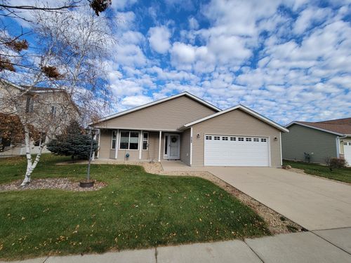 6827 22nd St N, Saint Cloud, MN, 56303-4799 | Card Image