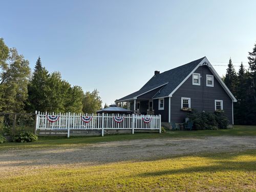 235 Main Street, Springfield, ME, 04487 | Card Image