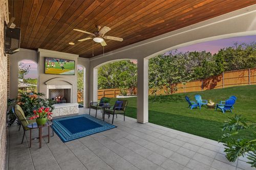 520 Aspen Dr, Austin, TX, 78737-4592 | Card Image