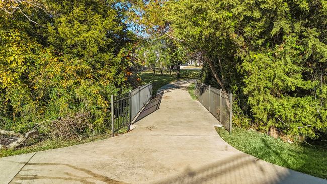 Jump on the Lantana walking trail just to the left of your front door! | Image 38