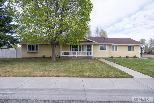 2945 Chaparral Dr, Idaho Falls, ID, 83404-7273 | Card Image