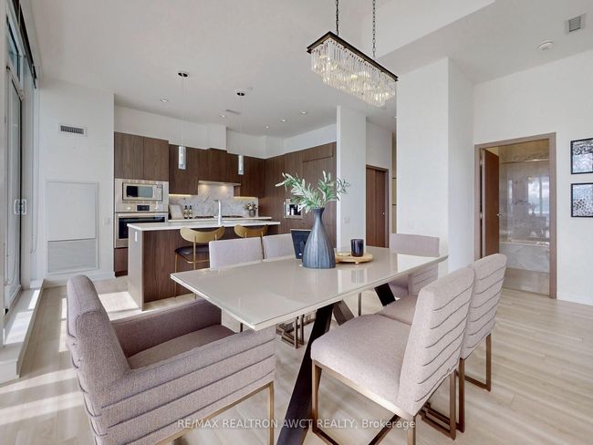 PH02 - 17 Bathurst St, Condo with 3 bedrooms, 3 bathrooms and null parking in Toronto ON | Image 6