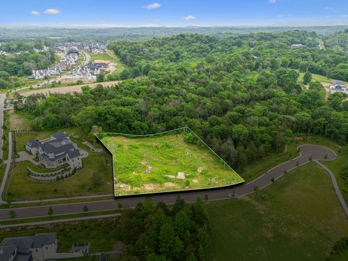 8906 Dovetail Ct, College Grove, TN, 37046 | Card Image