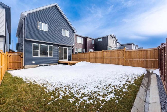 61 Calhoun Crescent Ne, Home with 3 bedrooms, 2 bathrooms and 4 parking in Calgary AB | Image 23