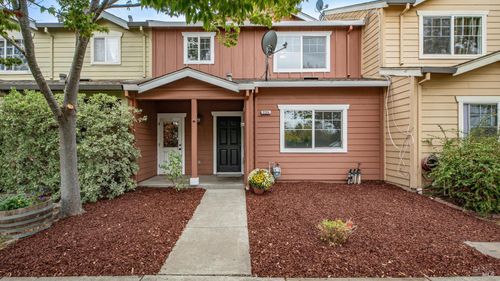 2334 Iroquois Street, Santa Rosa, CA, 95403 | Card Image