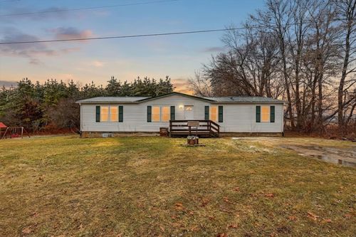9300 E Hillis Road, Vestaburg, MI, 48891 | Card Image