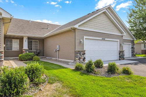 10450 64th Way, Albertville, MN, 55301-3517 | Card Image