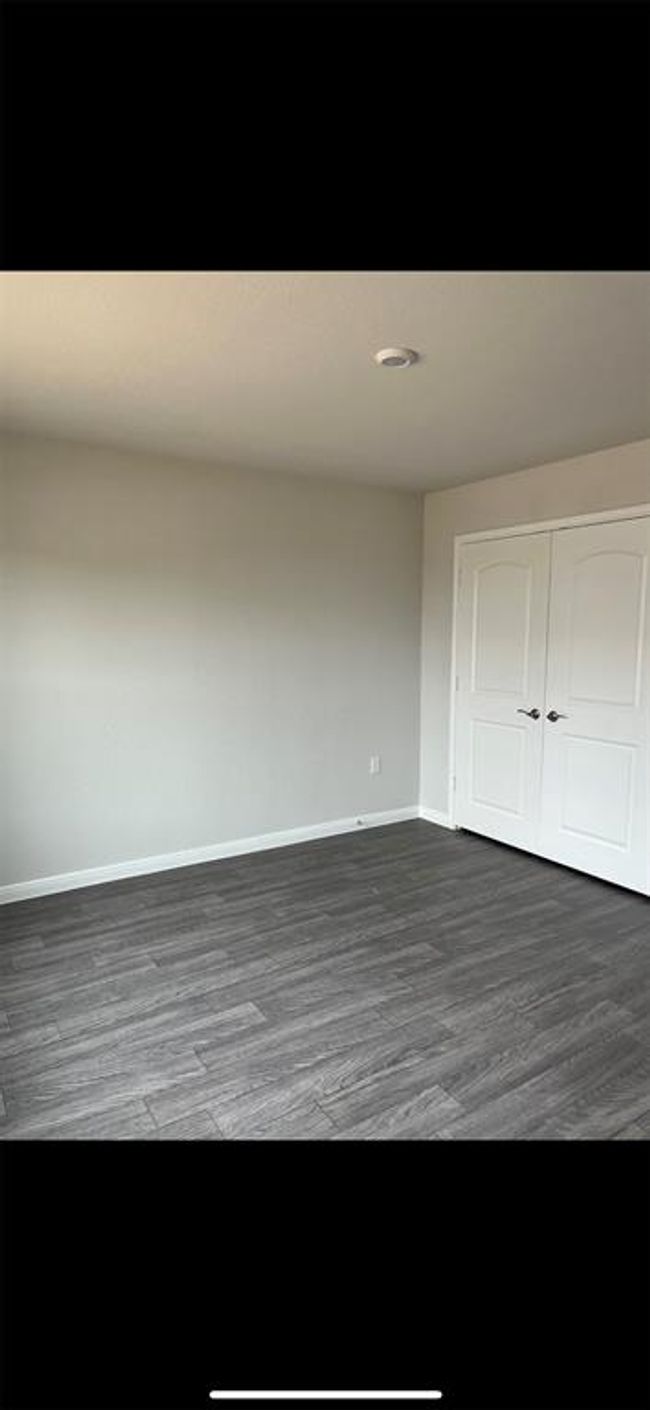 1050 Greenspointe Ave, House other with 6 bedrooms, 4 bathrooms and 2 parking in La Grange TX | Image 4