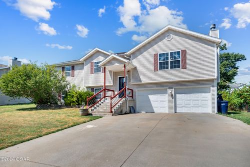 2036 Chickadee Dr, Webb City, MO, 64870-1202 | Card Image