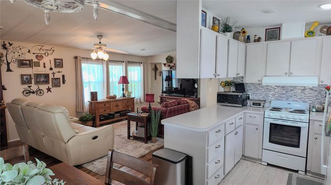 38 - 9000 Us Highway 192, House other with 2 bedrooms, 1 bathrooms and null parking in CLERMONT FL | Image 18