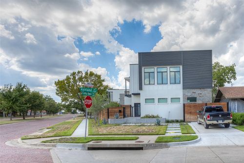 1732 Ashland Ave, Fort Worth, TX, 76107-3892 | Card Image