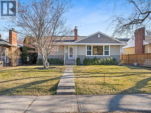 1945 Bowes St, Kelowna, BC, V1Y3C2 | Card Image