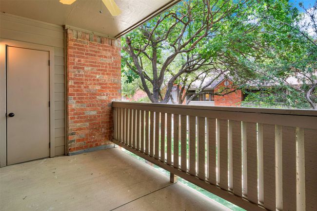 Balcony with ceiling fan | Image 19